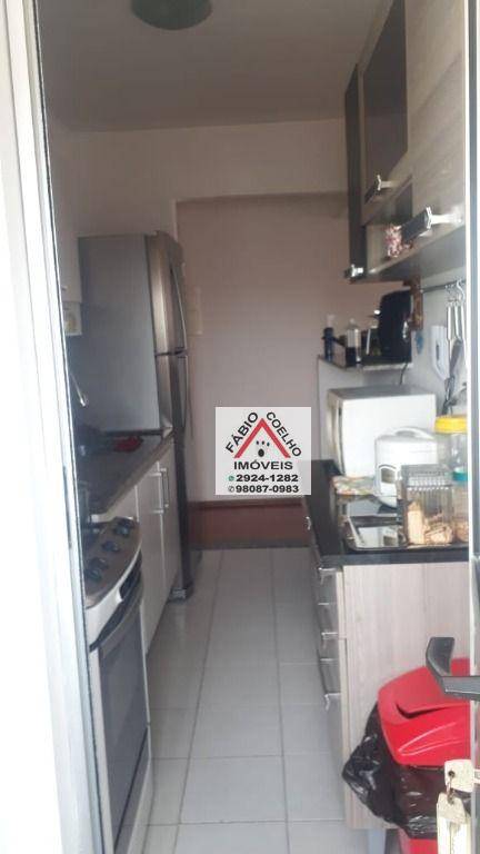 Apartamento à venda com 2 quartos, 55m² - Foto 18