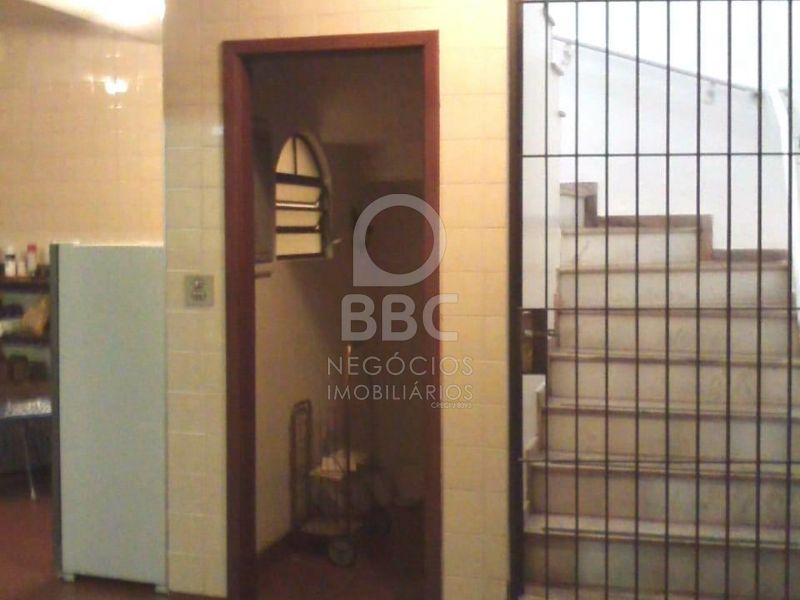 Sobrado à venda com 3 quartos, 250m² - Foto 30