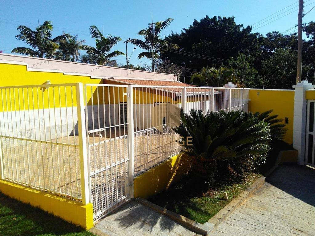 Casa de Condomínio à venda com 3 quartos, 364m² - Foto 3