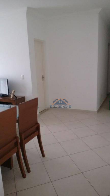 Apartamento à venda com 2 quartos, 63m² - Foto 4