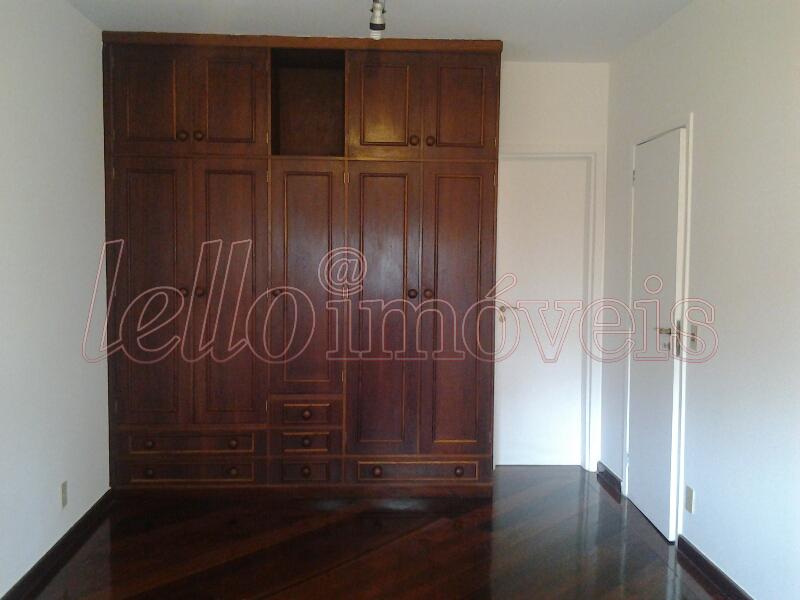 Apartamento para alugar com 4 quartos, 180m² - Foto 17