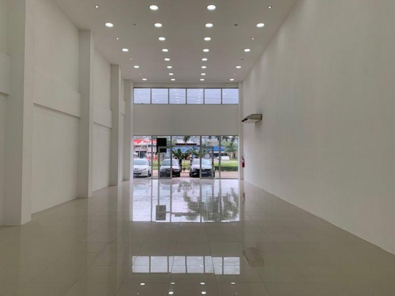 Loja-Salão para alugar, 206m² - Foto 2