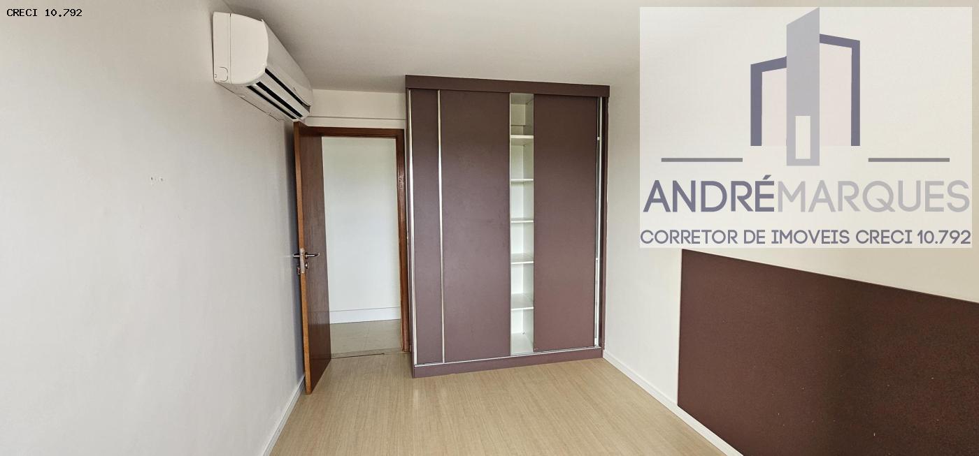 Apartamento à venda com 4 quartos, 212m² - Foto 14