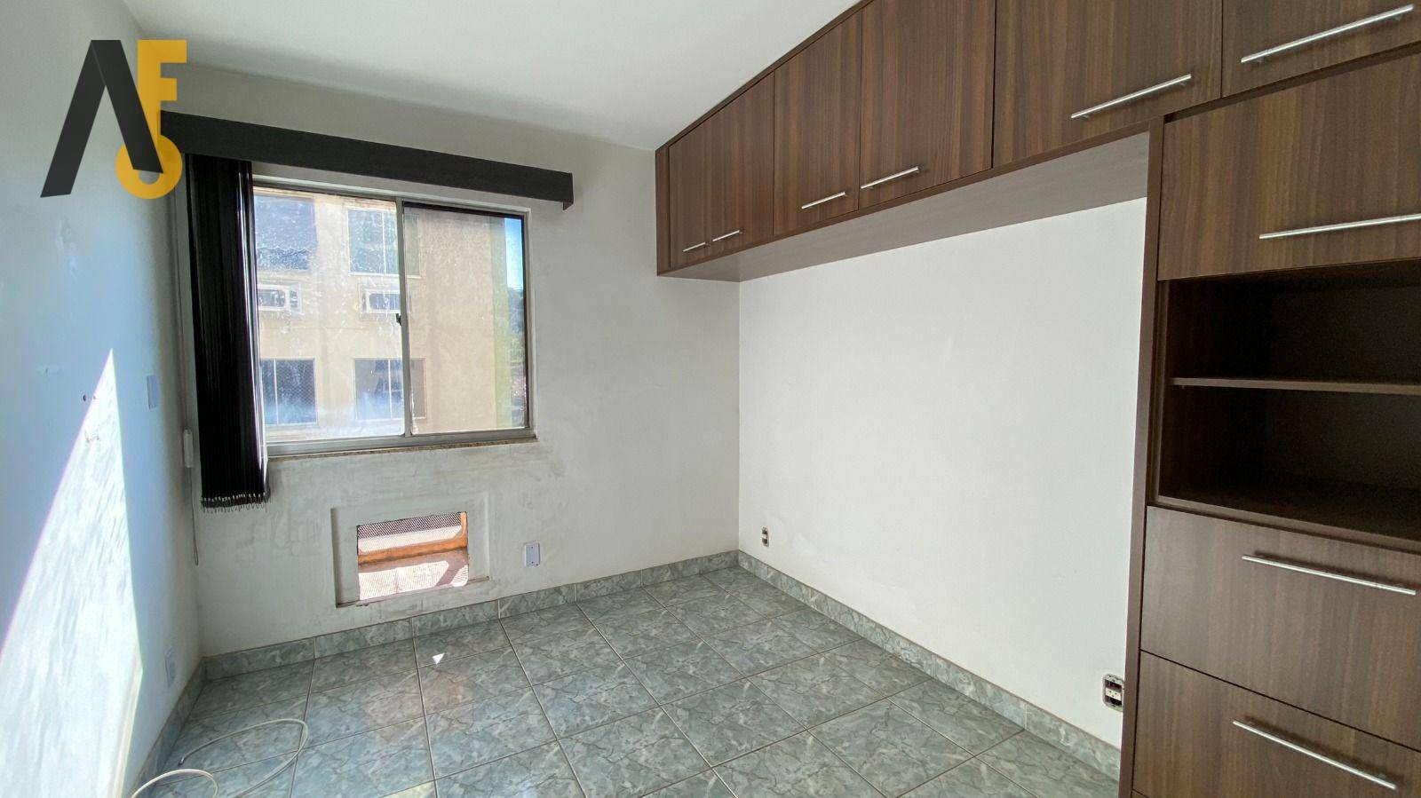 Apartamento à venda com 3 quartos, 75m² - Foto 12