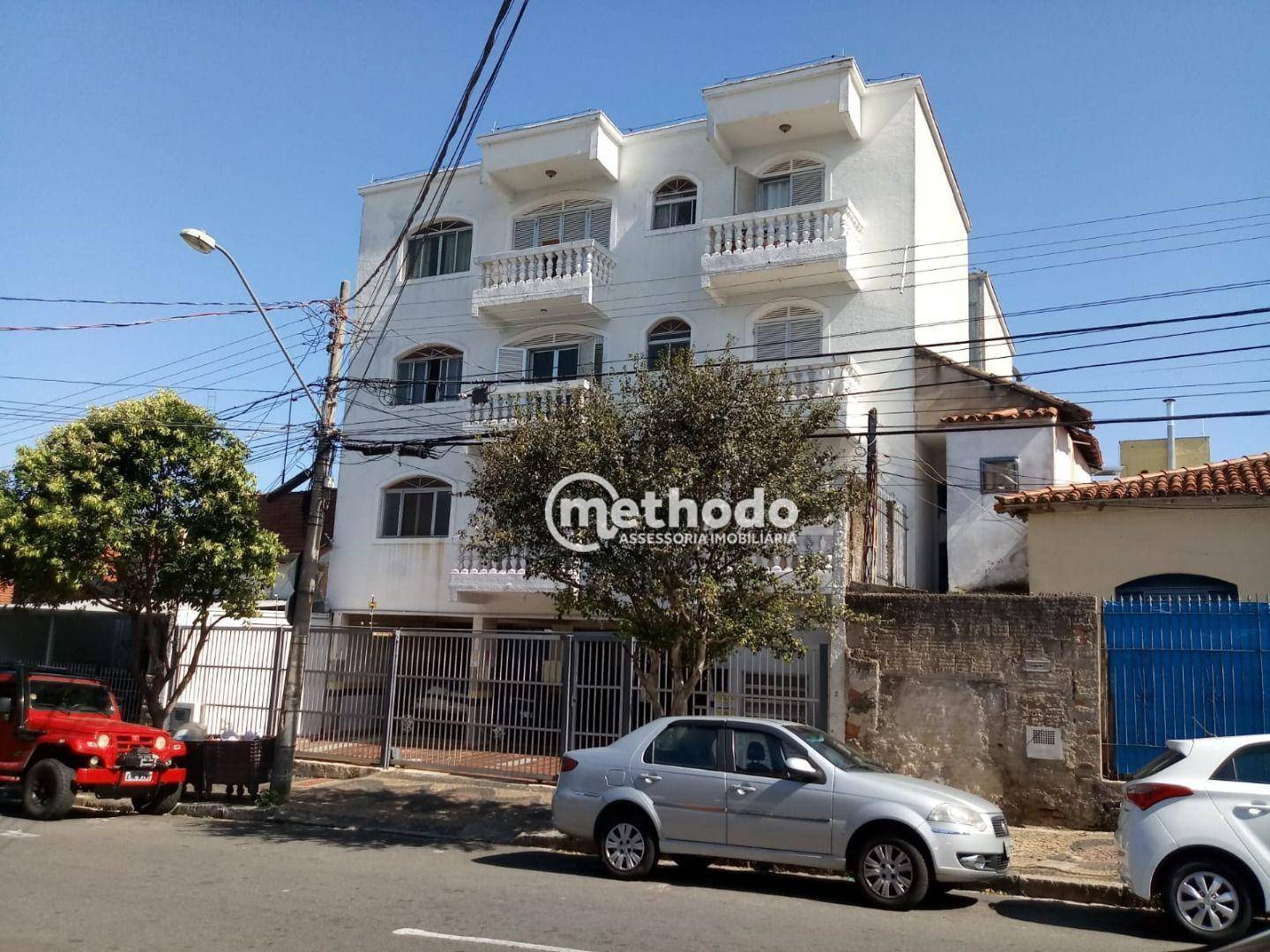 Apartamento à venda com 2 quartos, 100m² - Foto 1