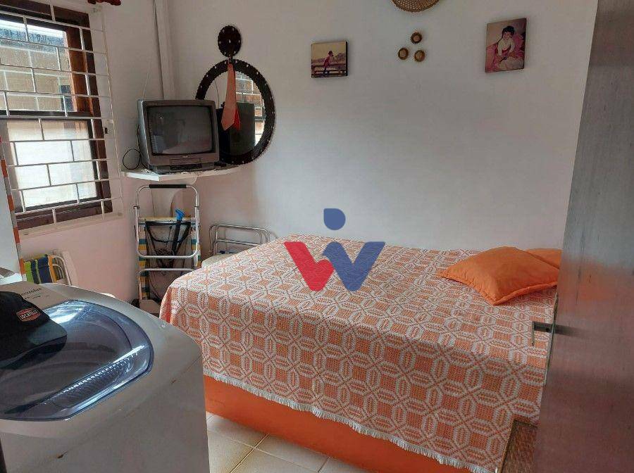 Casa à venda com 2 quartos, 80m² - Foto 2