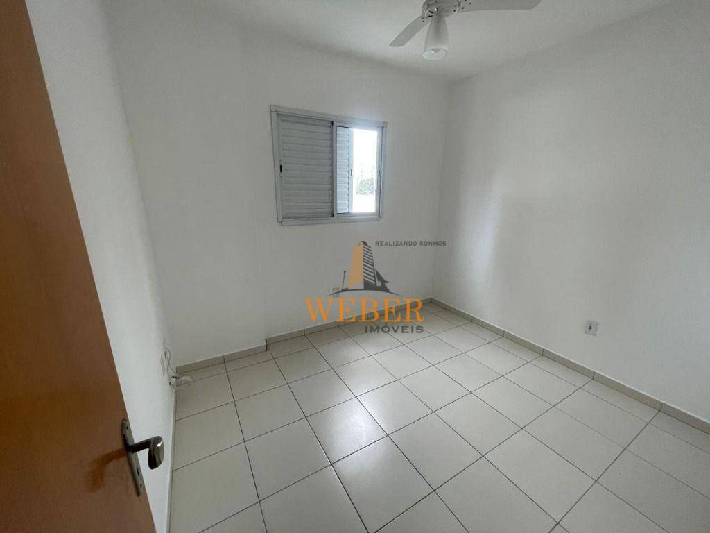 Apartamento à venda com 2 quartos, 60m² - Foto 5