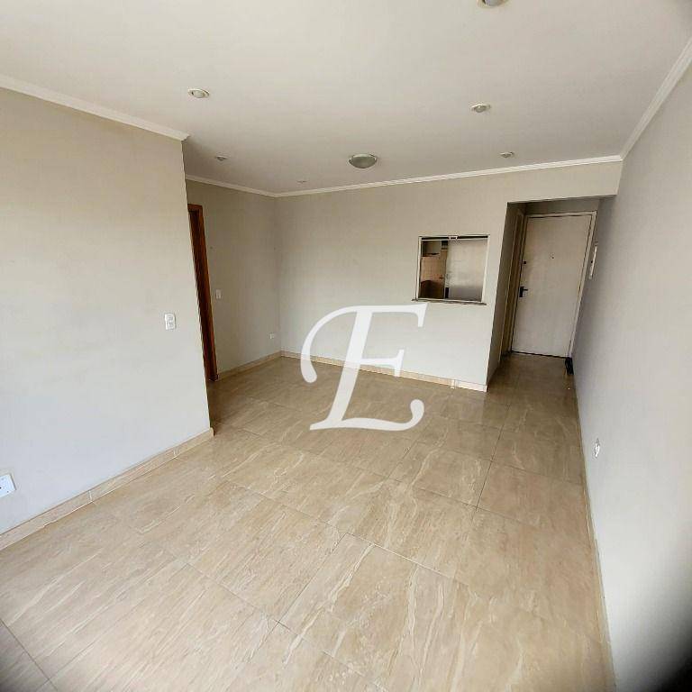 Apartamento à venda com 2 quartos, 62m² - Foto 2