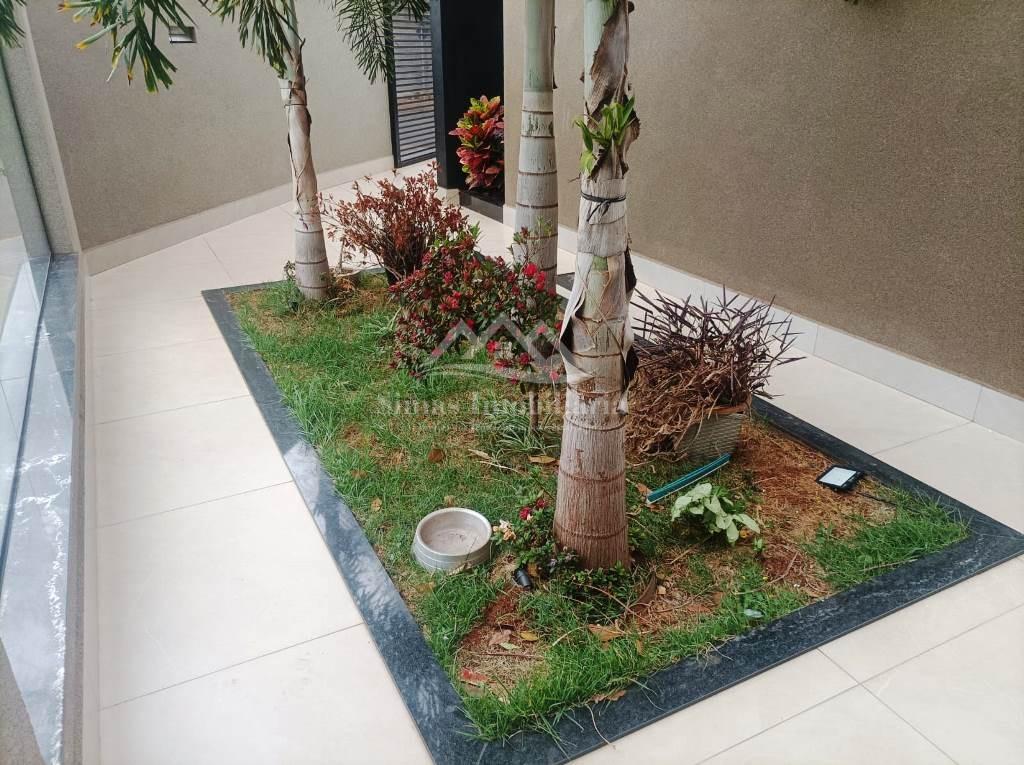 Casa à venda com 3 quartos, 180m² - Foto 2