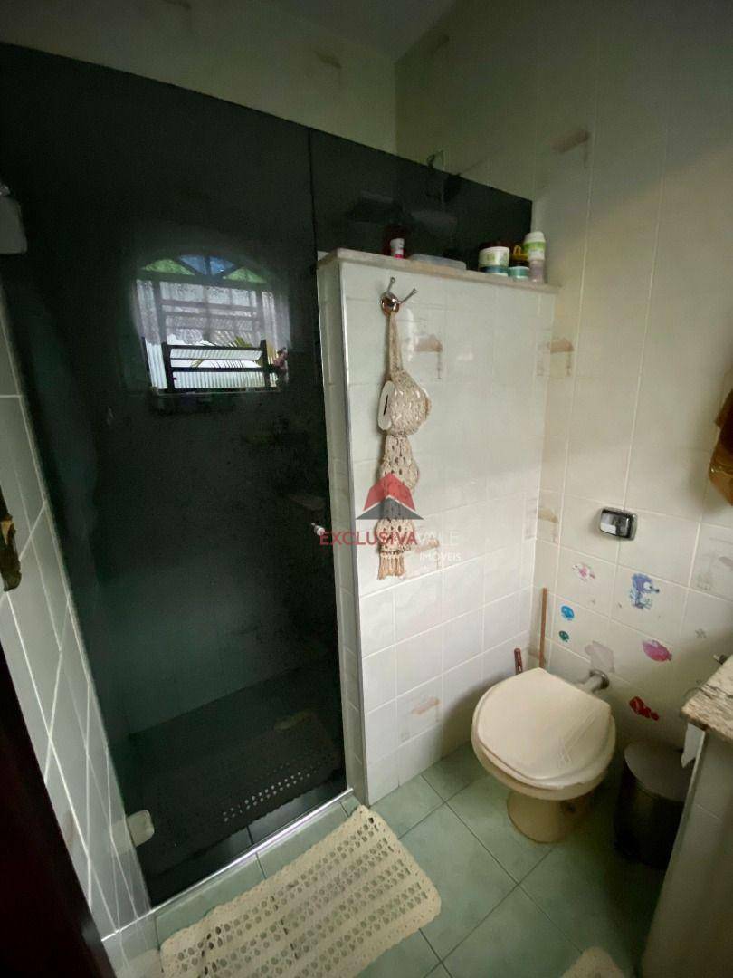 Casa à venda com 4 quartos, 326m² - Foto 24