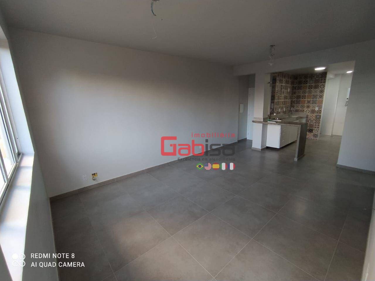 Apartamento à venda com 2 quartos, 86m² - Foto 3