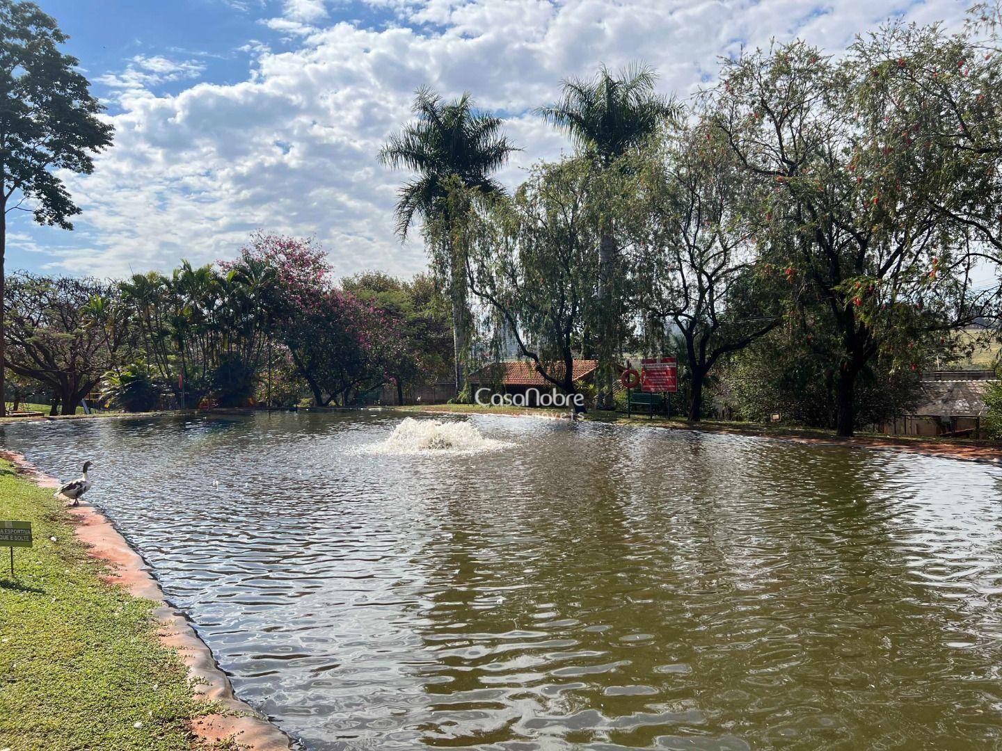 Casa de Condomínio à venda com 4 quartos, 600m² - Foto 37