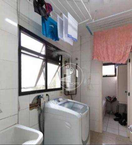 Apartamento à venda com 3 quartos, 176m² - Foto 4