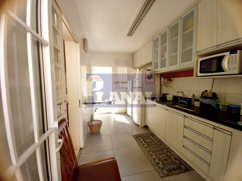 Sobrado à venda com 2 quartos, 140m² - Foto 18