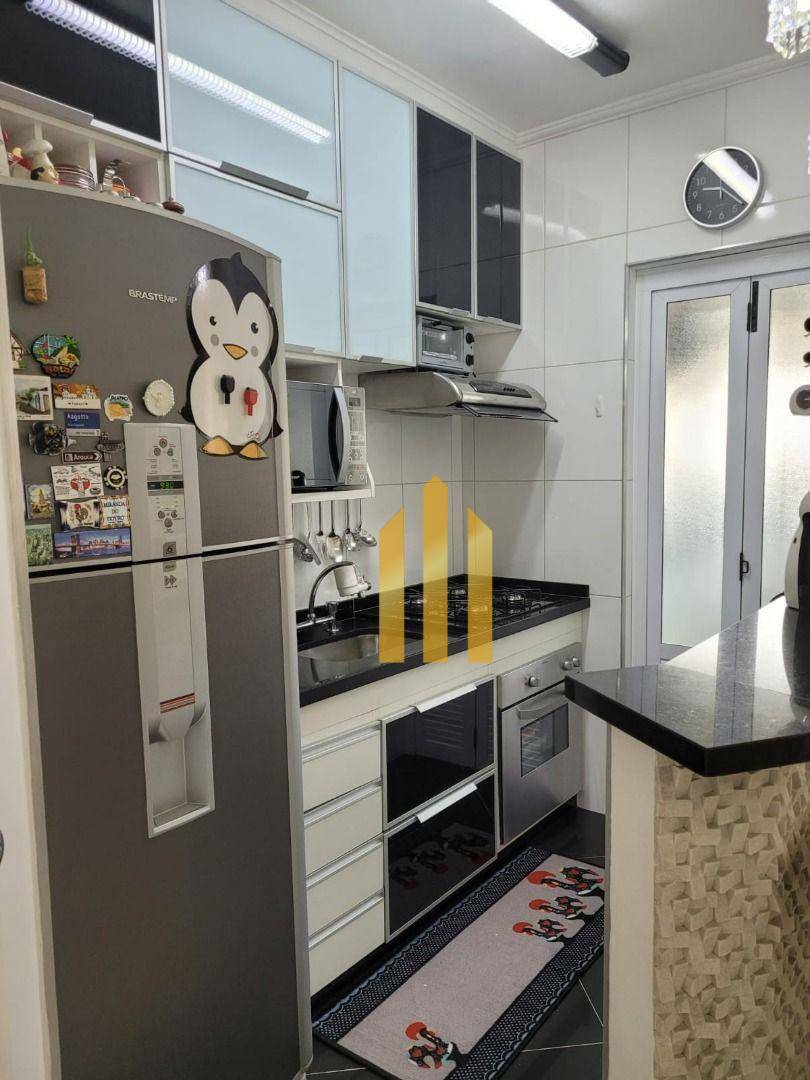 Apartamento à venda com 2 quartos, 50m² - Foto 15