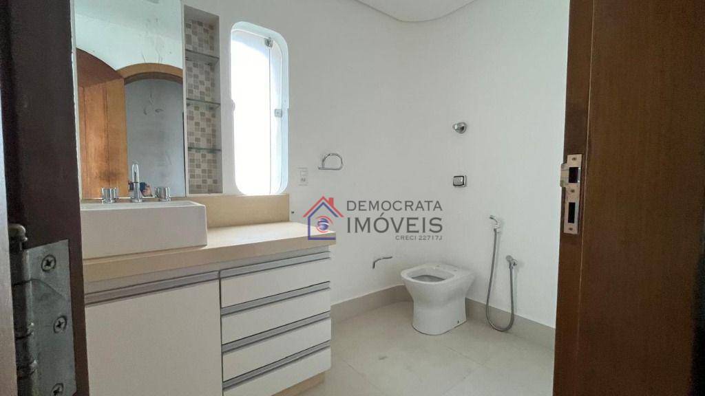 Apartamento à venda com 4 quartos, 230m² - Foto 21