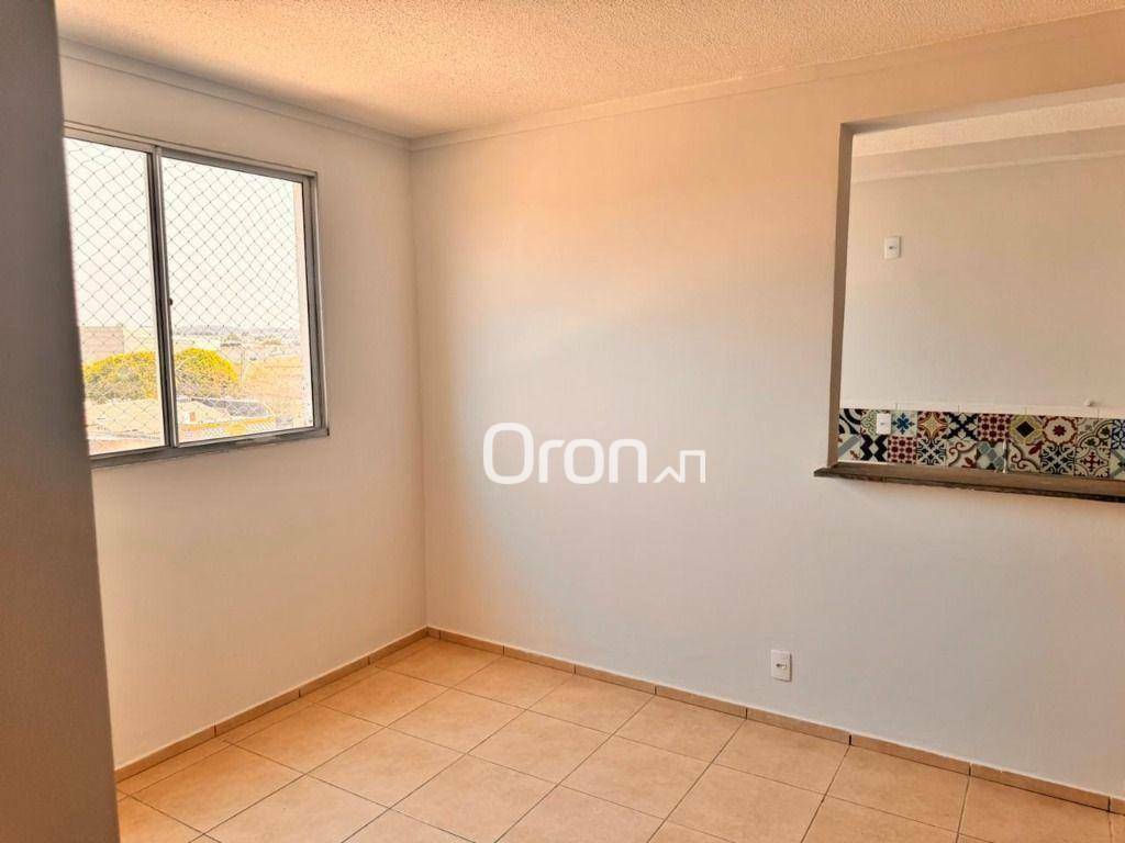 Apartamento à venda com 2 quartos, 46m² - Foto 2