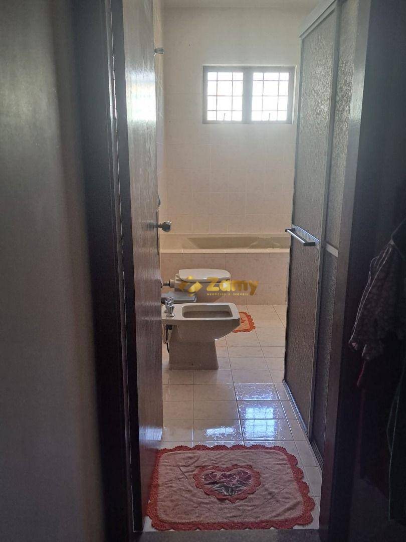 Sobrado à venda com 4 quartos, 349m² - Foto 9