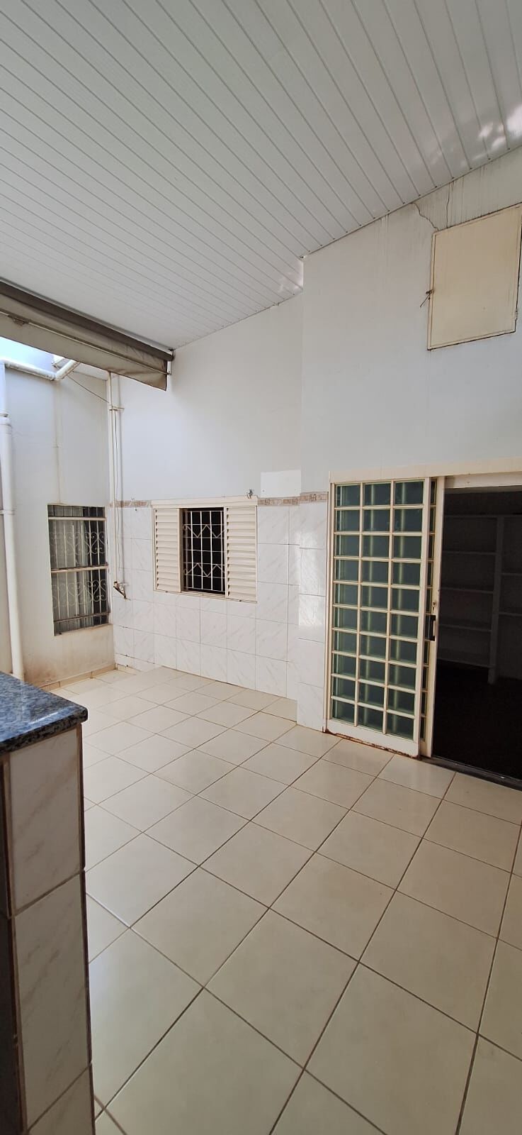 Casa à venda com 4 quartos, 250m² - Foto 12