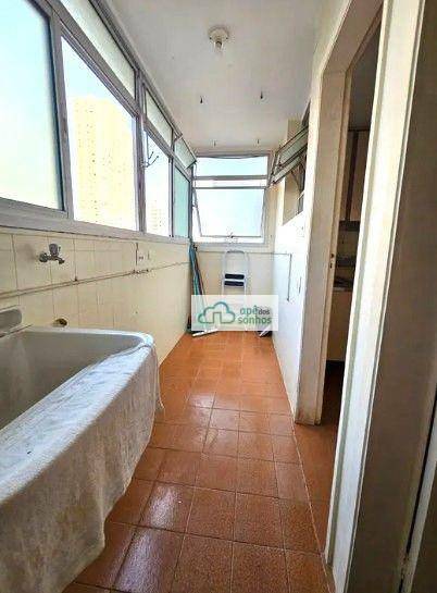 Apartamento à venda com 2 quartos, 68m² - Foto 11