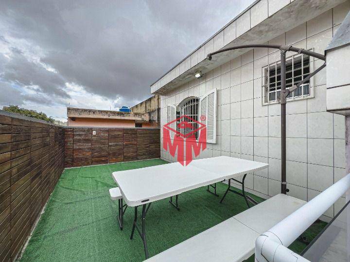 Casa à venda com 3 quartos, 194m² - Foto 22