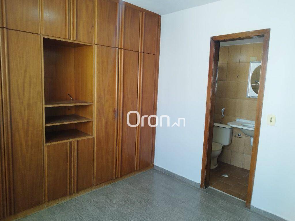 Apartamento à venda com 2 quartos, 62m² - Foto 5