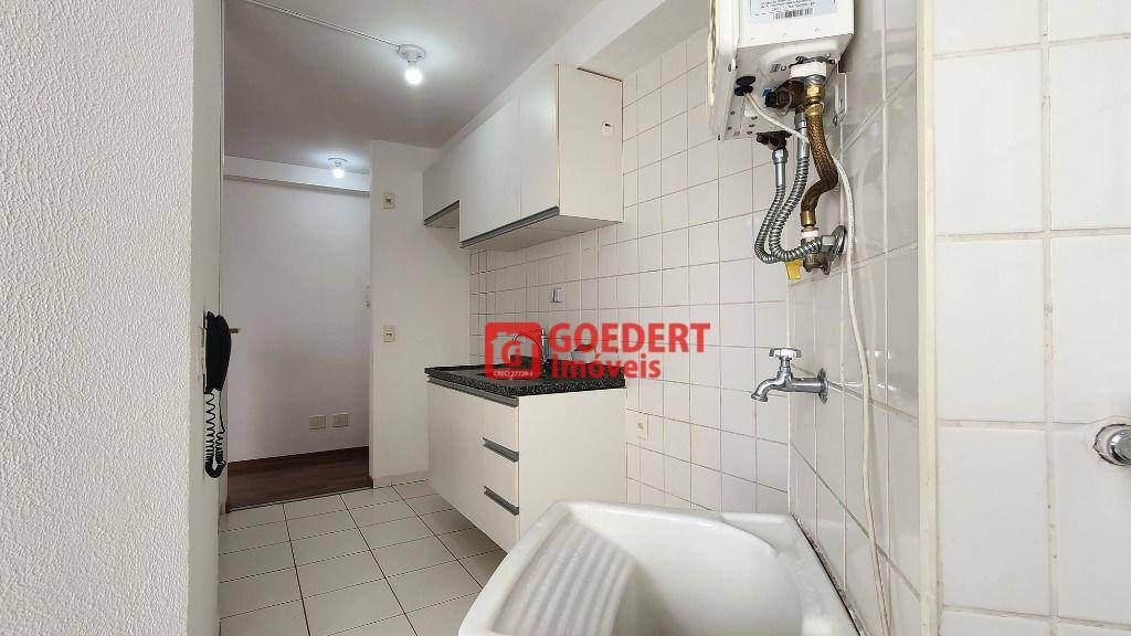 Apartamento à venda com 2 quartos, 55m² - Foto 6