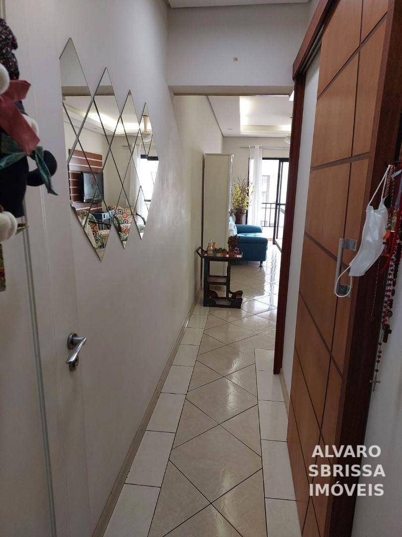 Apartamento à venda com 2 quartos, 70m² - Foto 6