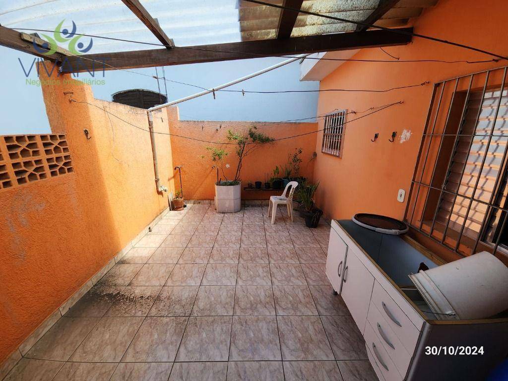 Sobrado para alugar com 3 quartos, 250m² - Foto 18