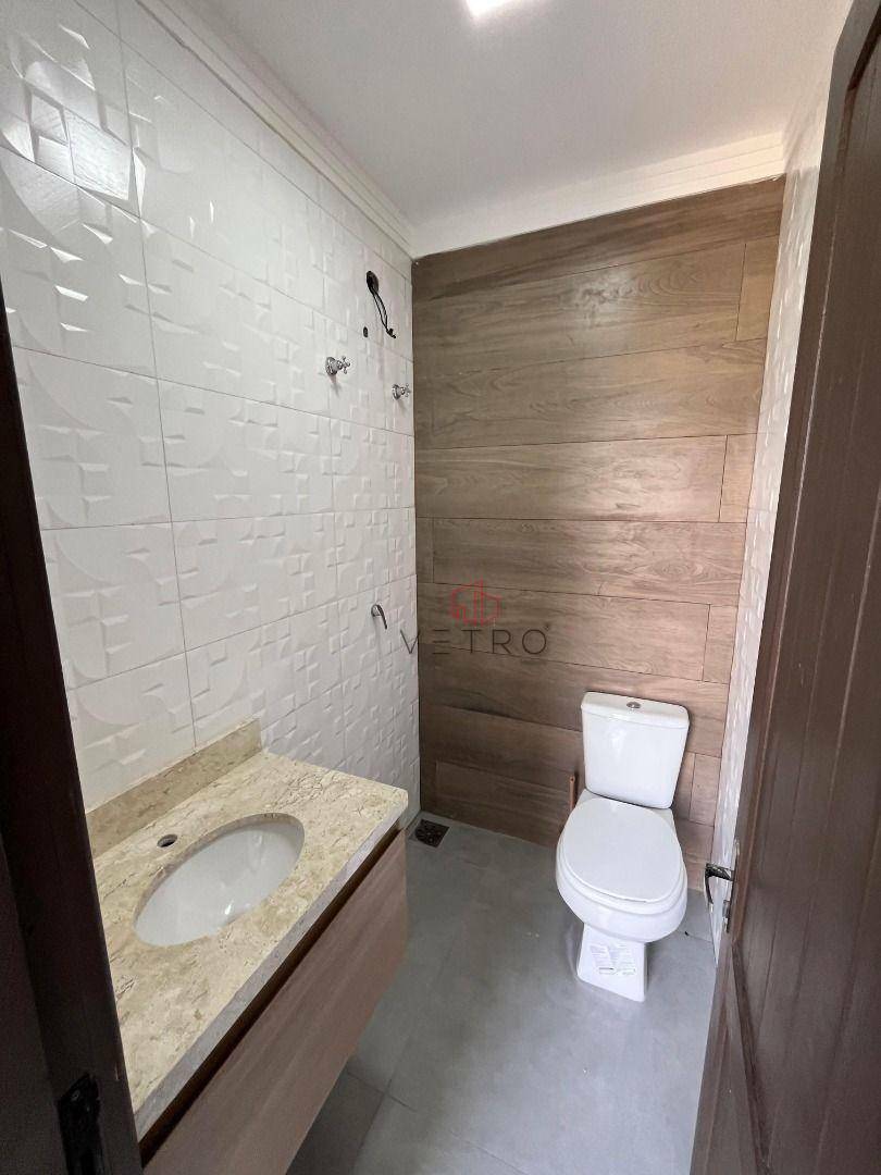 Casa à venda com 3 quartos, 194m² - Foto 14