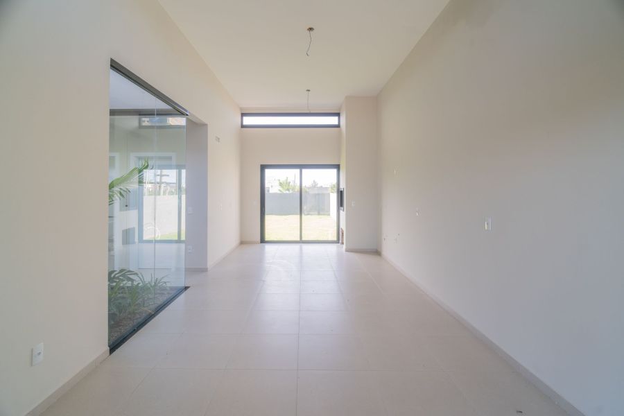 Casa à venda com 3 quartos, 107m² - Foto 8
