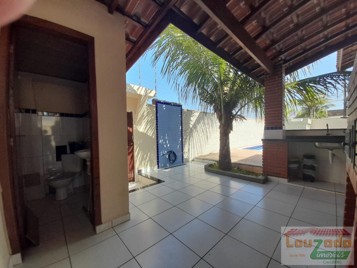 Casa à venda com 3 quartos, 336m² - Foto 16