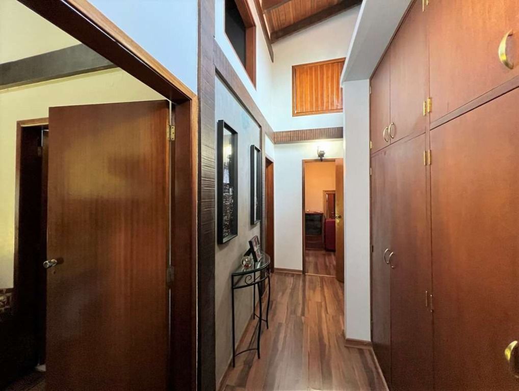 Casa de Condomínio à venda com 4 quartos, 320m² - Foto 31