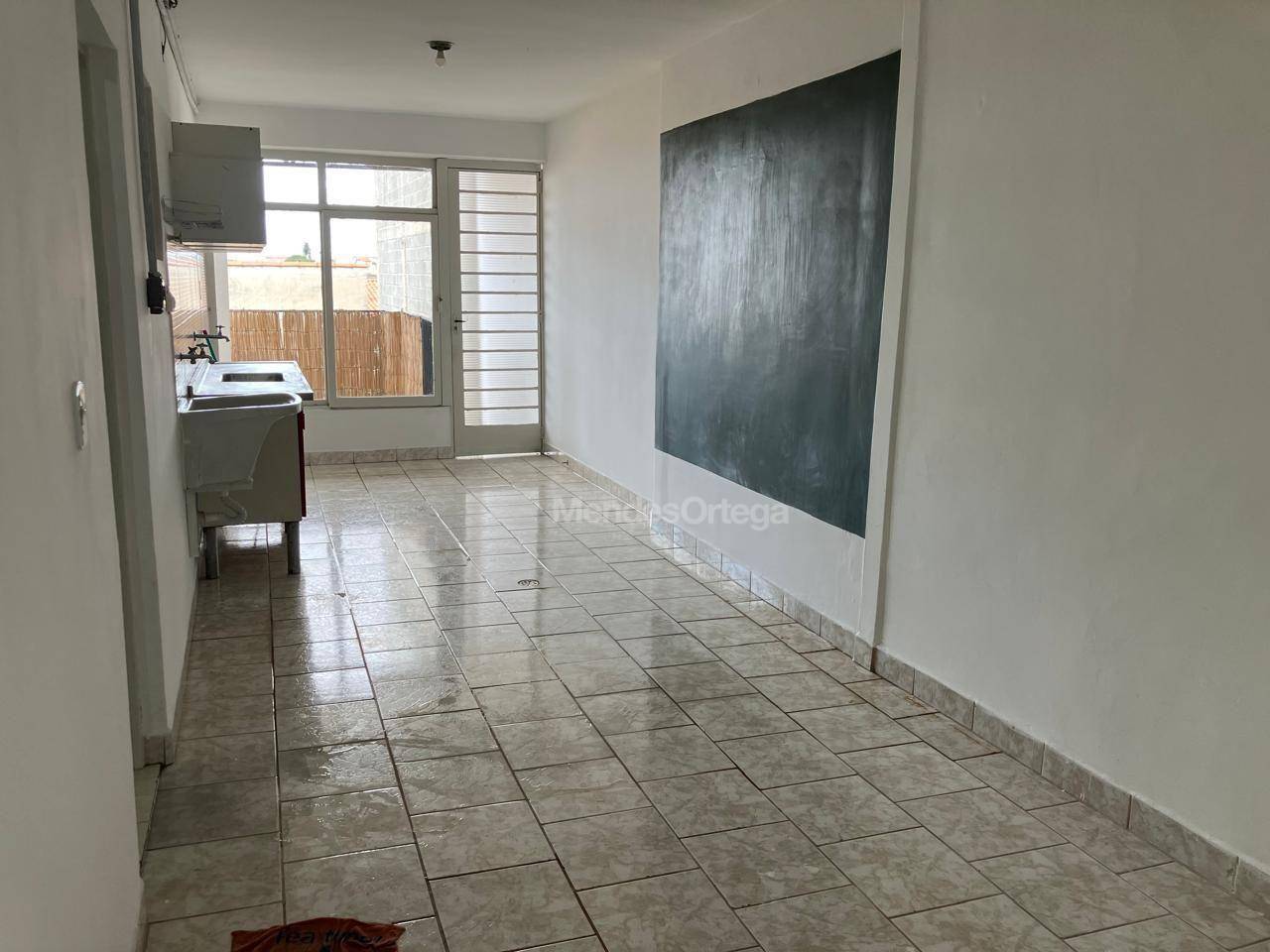 Casa para alugar com 2 quartos, 163m² - Foto 24