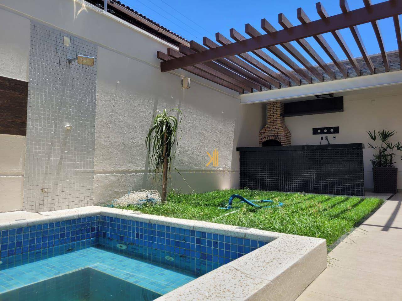 Casa à venda com 4 quartos, 200m² - Foto 1