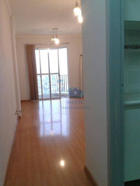 Apartamento à venda com 3 quartos, 68m² - Foto 5