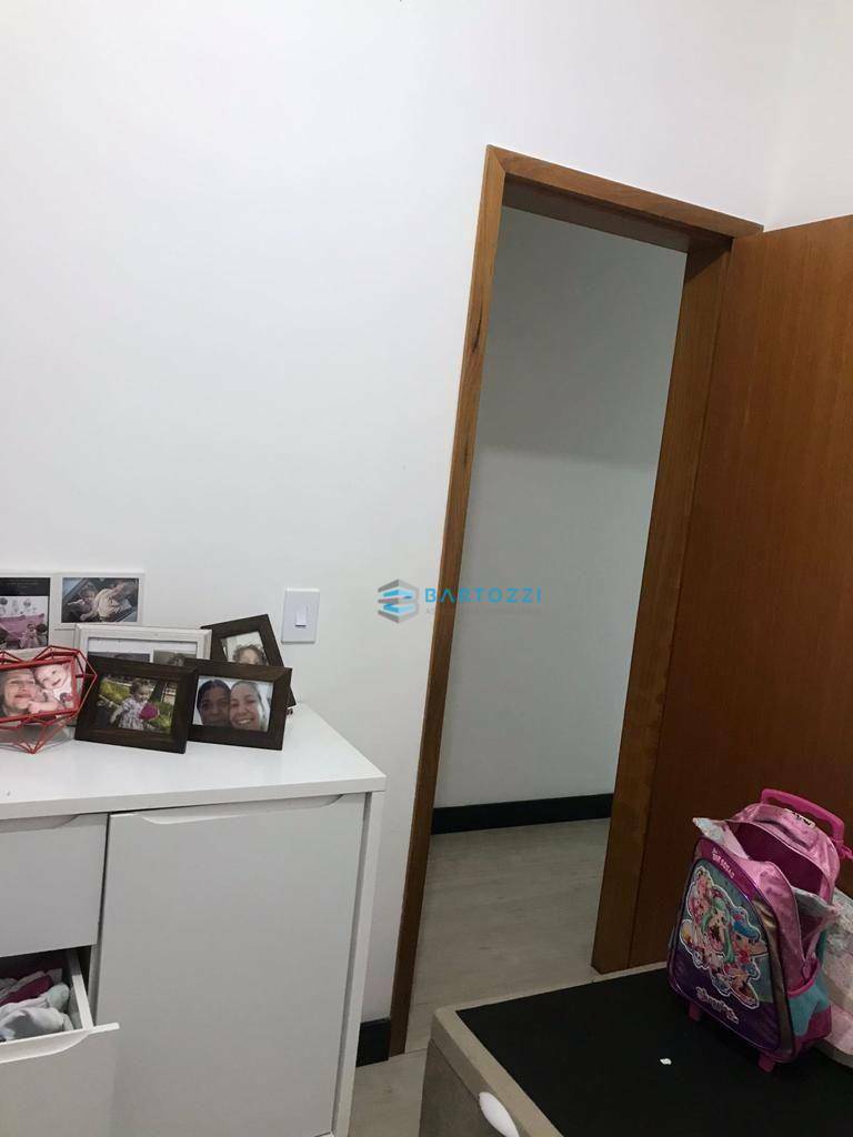 Sobrado à venda com 3 quartos, 125m² - Foto 9