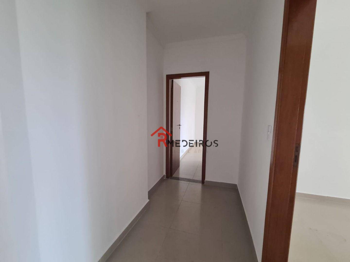 Apartamento para alugar com 2 quartos, 94m² - Foto 13