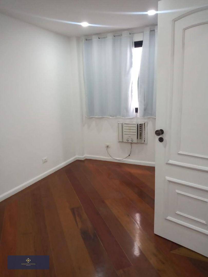 Apartamento à venda com 3 quartos, 140m² - Foto 22