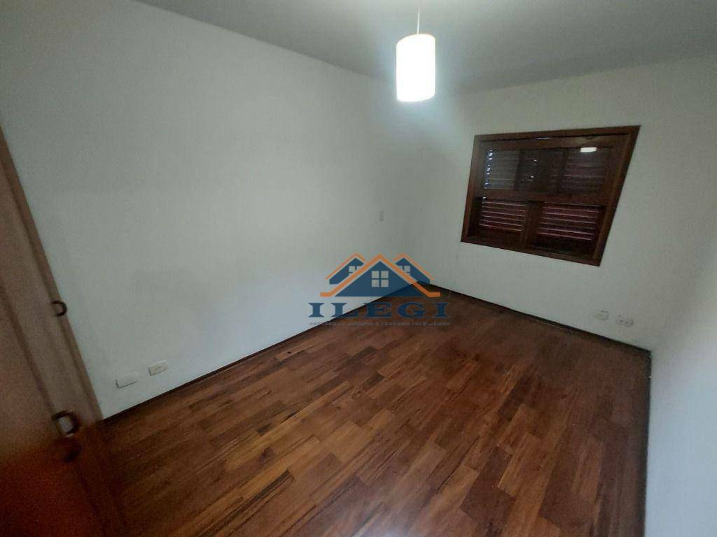 Casa de Condomínio à venda com 4 quartos, 450m² - Foto 25