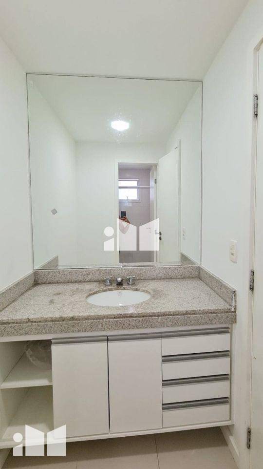 Apartamento à venda com 4 quartos, 146m² - Foto 18