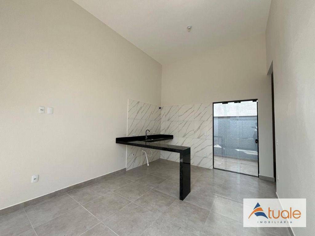 Casa à venda com 2 quartos, 58m² - Foto 4