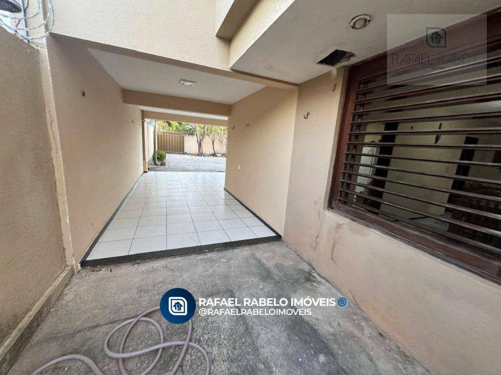 Casa, 6 quartos, 360 m² - Foto 4