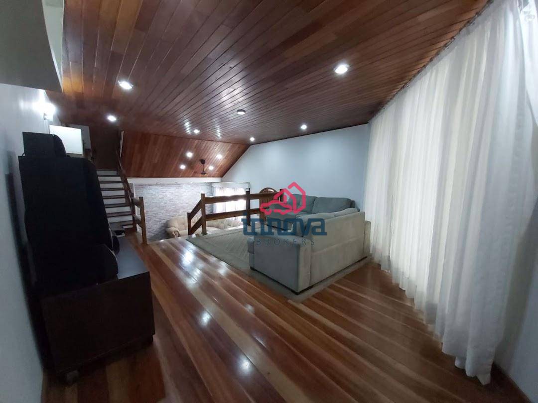 Sobrado à venda com 4 quartos, 240m² - Foto 43