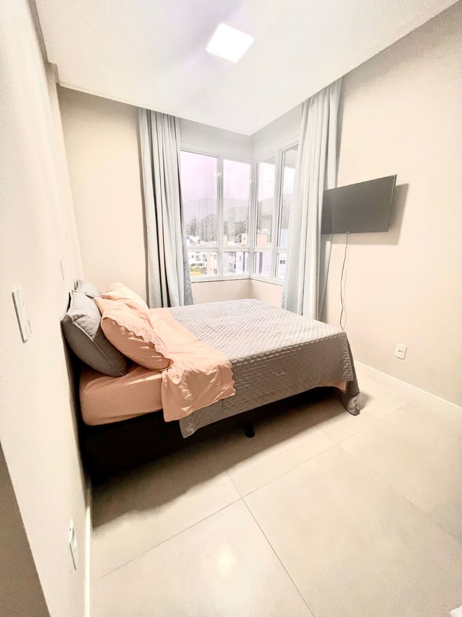 Apartamento à venda com 2 quartos, 65m² - Foto 17