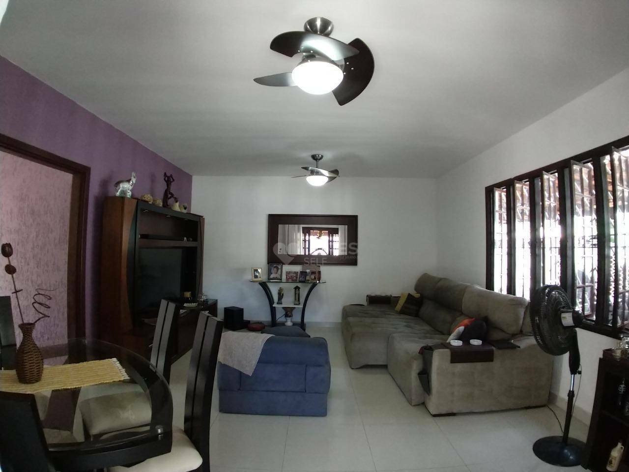 Casa à venda com 3 quartos, 250m² - Foto 8