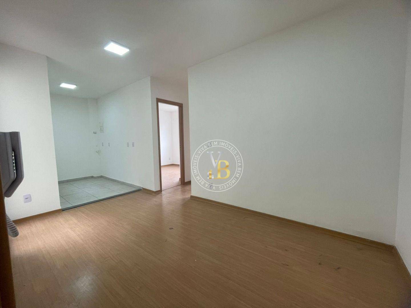 Apartamento para alugar com 2 quartos, 42m² - Foto 4