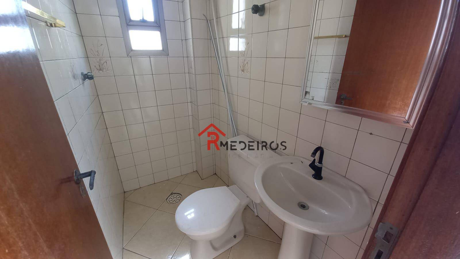 Apartamento para alugar com 2 quartos, 80m² - Foto 17