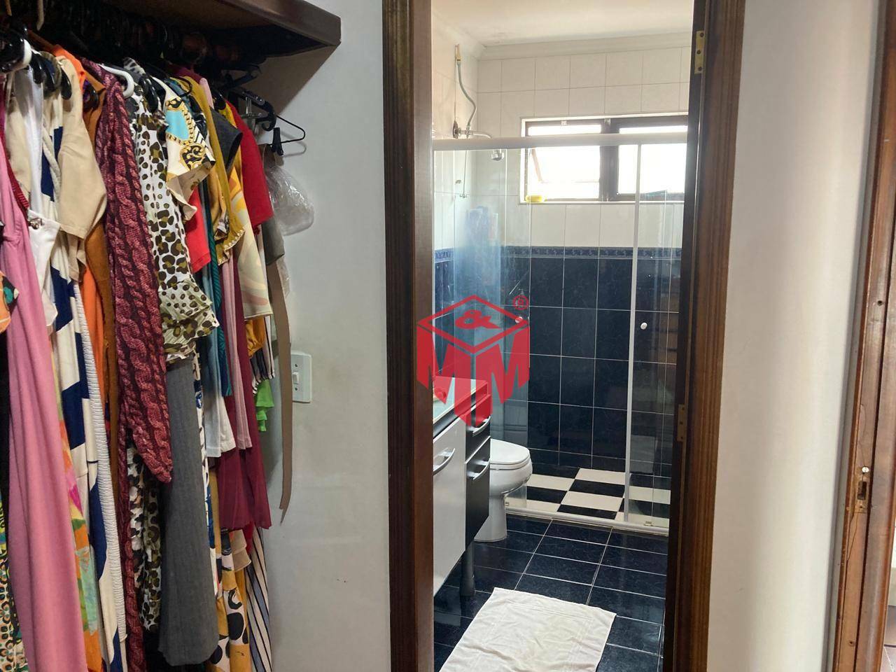 Apartamento à venda com 3 quartos, 180m² - Foto 30