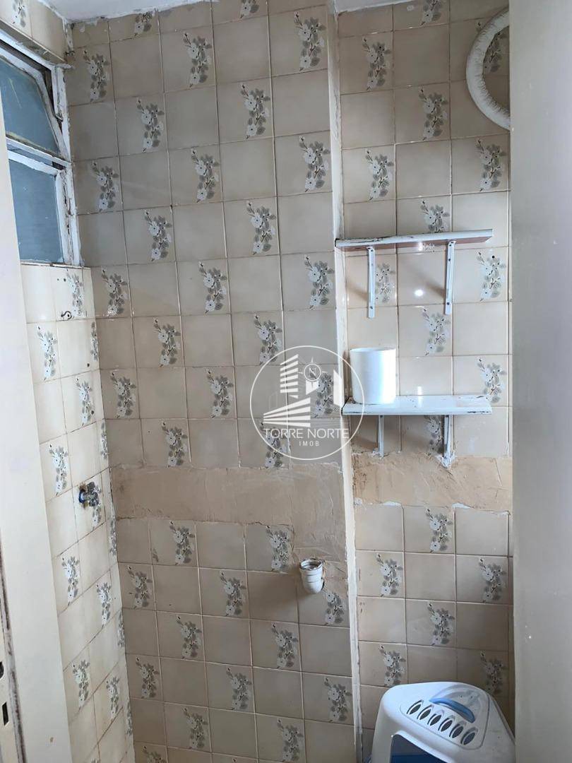 Apartamento à venda com 2 quartos, 63m² - Foto 12